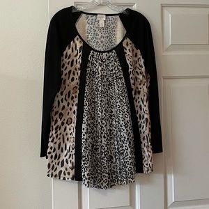 Chicos Sz 1 Printed Top with pleats